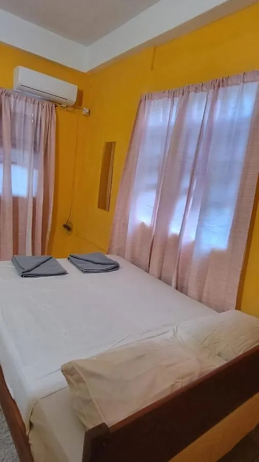 Budget Pleazer Apartments St. George's